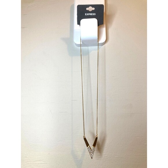 EXPRESS Gold Tone Chevron Arrow Letter V Rhinestone Accent Necklace 16" NEW - Picture 1 of 5